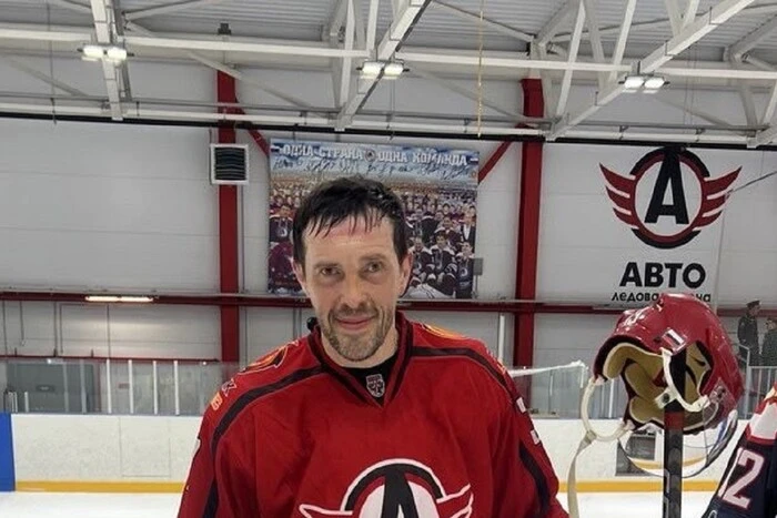 Two-time Stanley Cup champion took part in honoring Russian occupiers