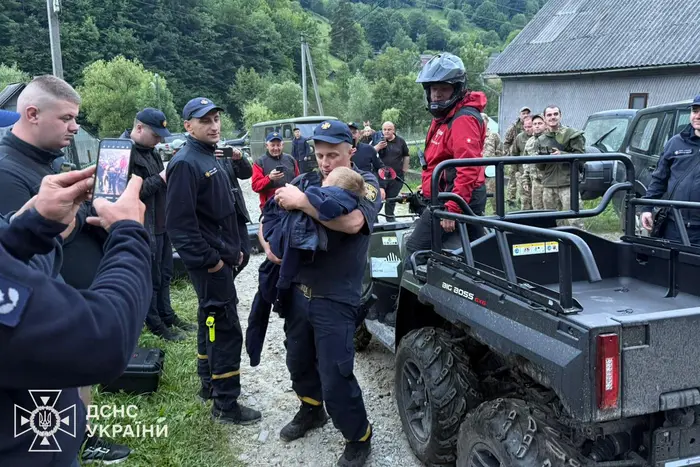In Transkarpatien wurde ein vermisstes zweijähriges Kind gefunden: So gelang es den Rettungskräften