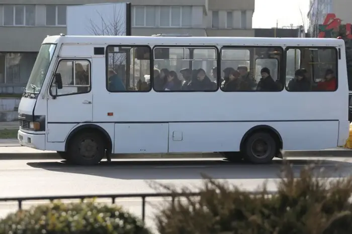 In Lviv, a bus driver was dismissed for ignoring the moment of silence