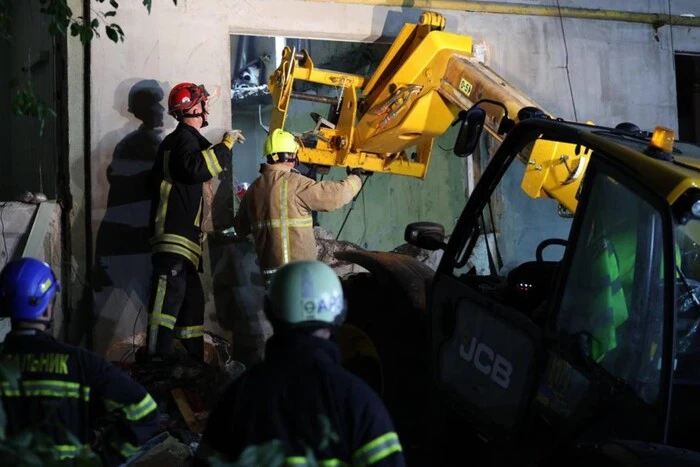 Search and rescue operations completed in Lutsk: the body of a girl has been recovered from the rubble