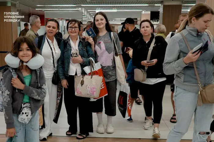 HUR und das Außenministerium haben 133 Ukrainer aus Israel evakuiert (Foto)