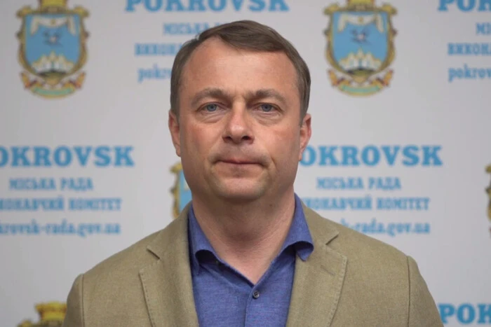 Мер Покровська тепер підробляє механіком у Мадриді
