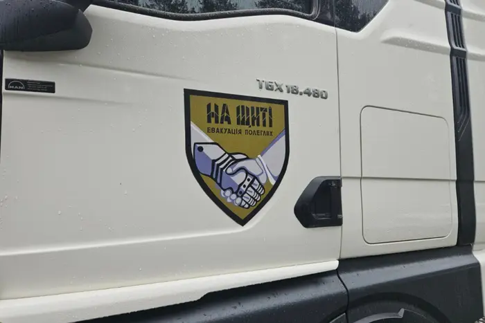Die Ukraine hat die Körper von weiteren 909 gefallenen Verteidigern zurückgebracht