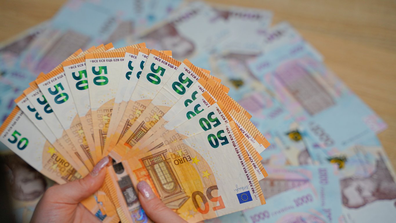 Kraj UE zmniejszy wypłaty dla uchodźców z Ukrainy — kogo to dotyczy