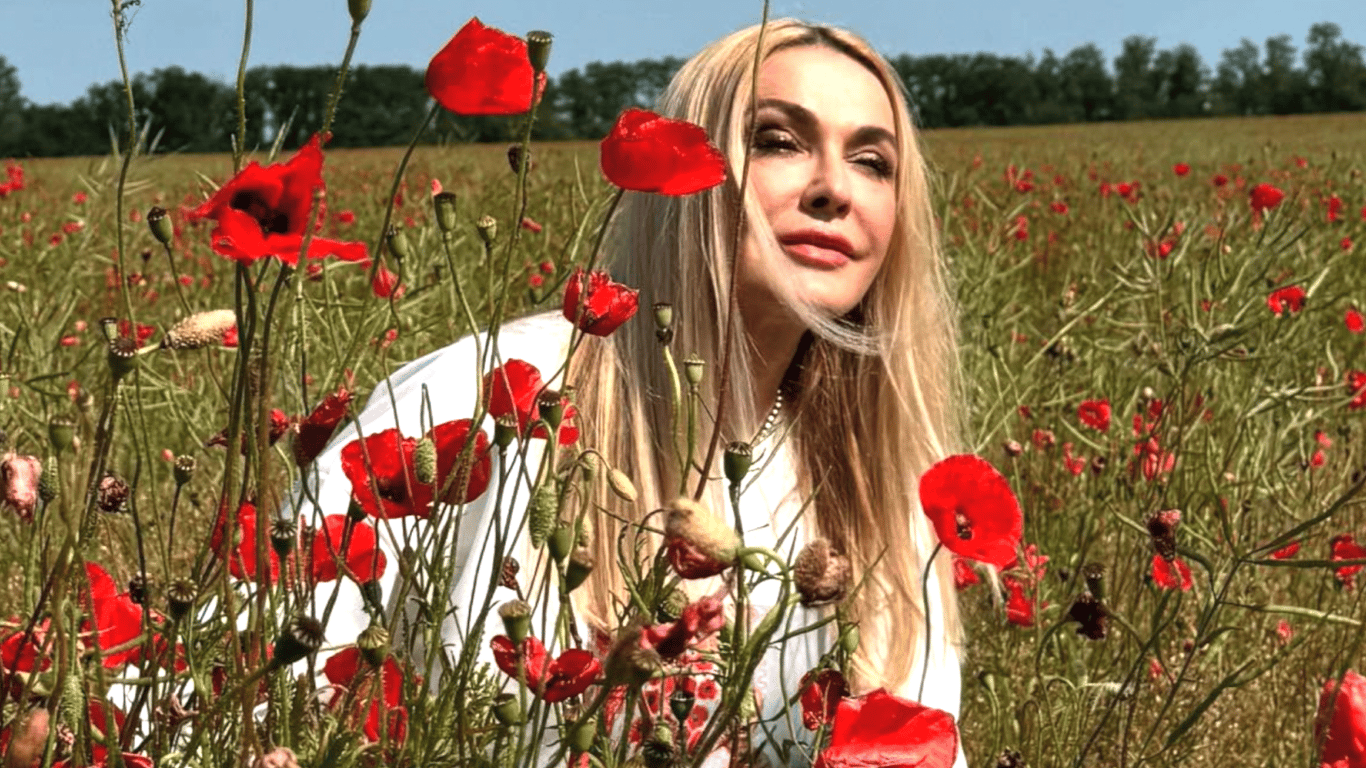 Was trägt Olga Sumskaya im Sommer - Looks, die jeder tragen kann