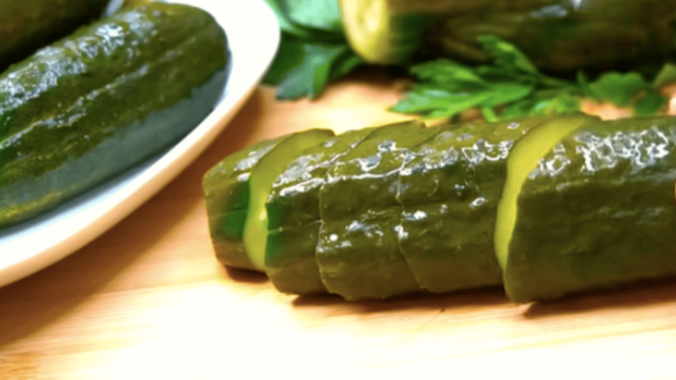 Recipe for Crunchy Lightly Salted Cucumbers - Must Be in the Refrigerator
