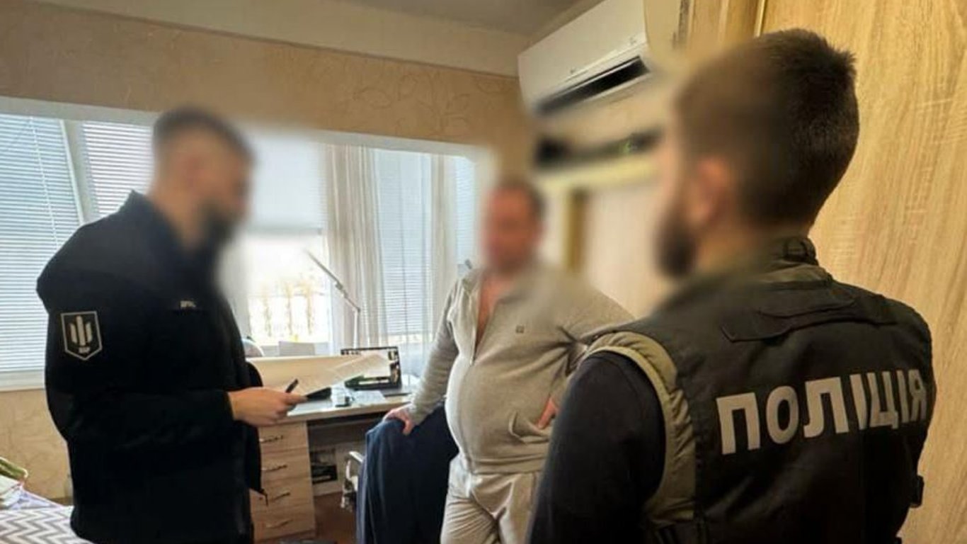 Присвоив здание за 'копейки' — чиновник КМДА получил подозрение