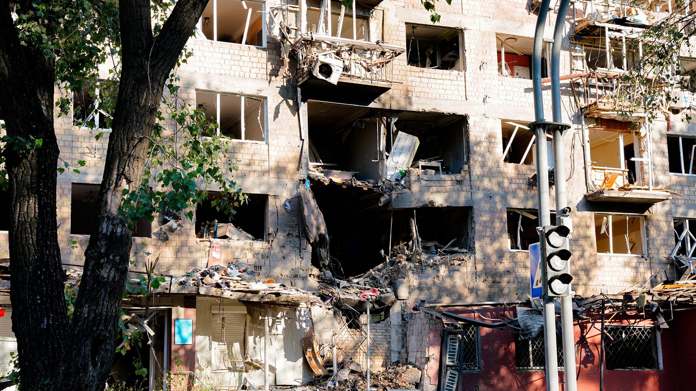 Durch Beschuss zerstörte Wohnung - was wird mit dem Eigentumsrecht?
