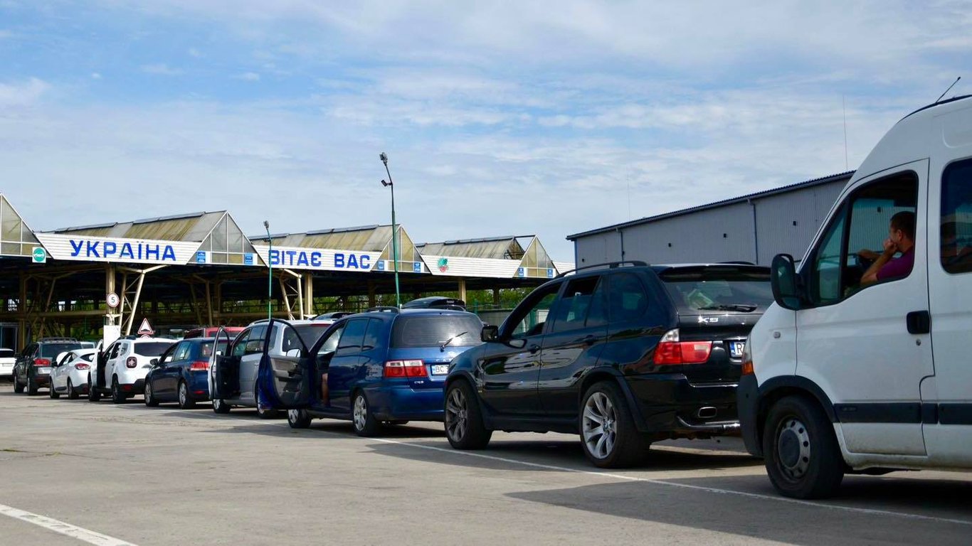 Wyjazd do Rumunii — jakie rzeczy są zabronione do przewozu przez granicę
