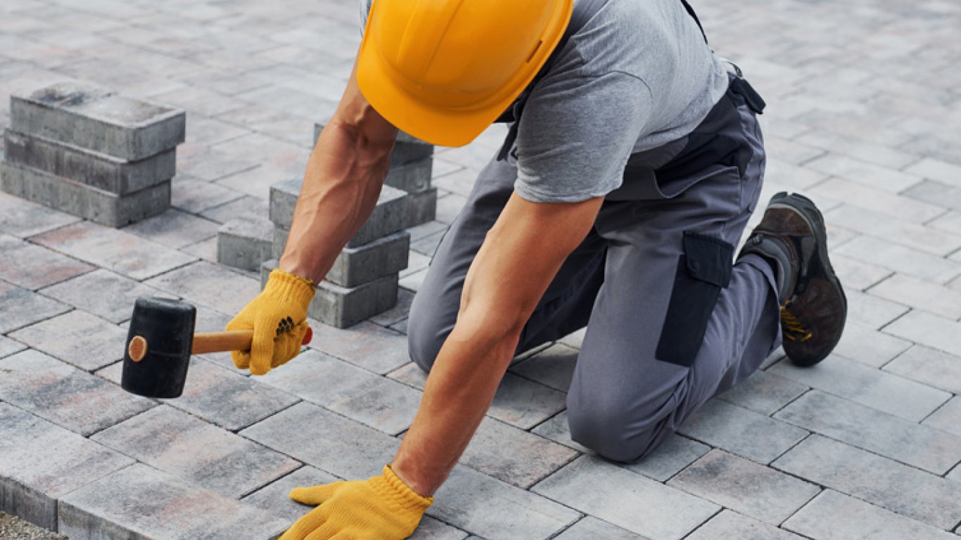 Probation Period and Wages - What Are the Requirements in 2025