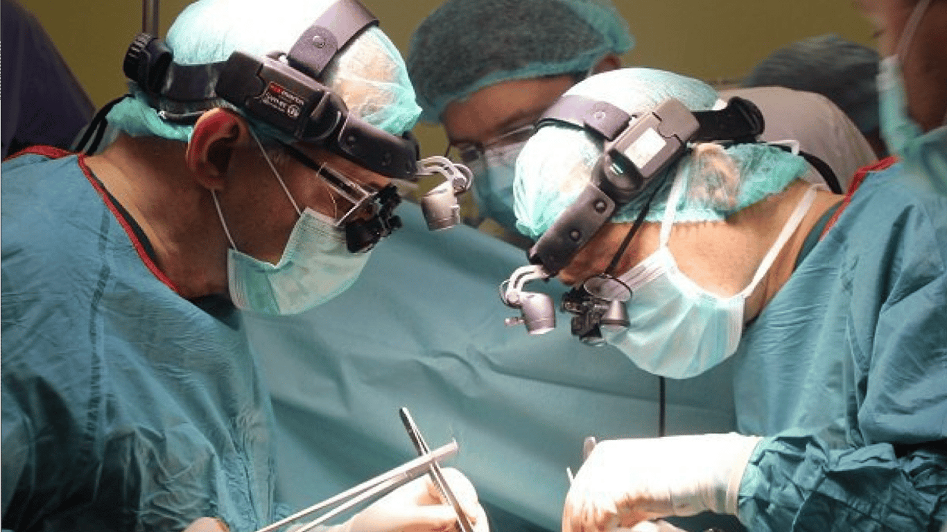 In Lviv, a 20-year-old boy underwent heart transplantation twice